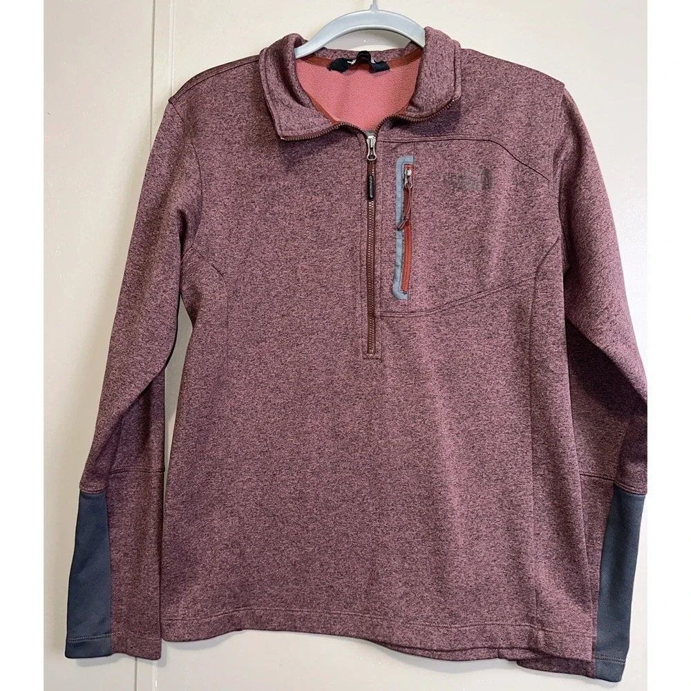 The North Face fleece Men's Size Small Burgandy 1/2 Zip Pullover